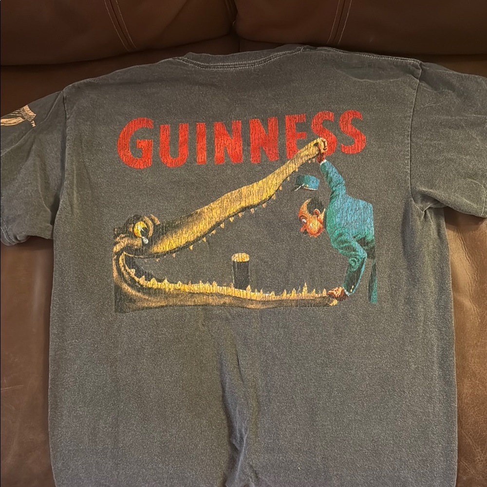 Guinness Crocodile and Parrot Tee in Gray